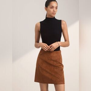 Babaton Aritzia Dark Camel Brown Faux Suede Mini Skirt Size 2